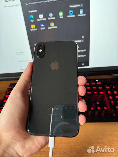 iPhone Xs, 64 ГБ