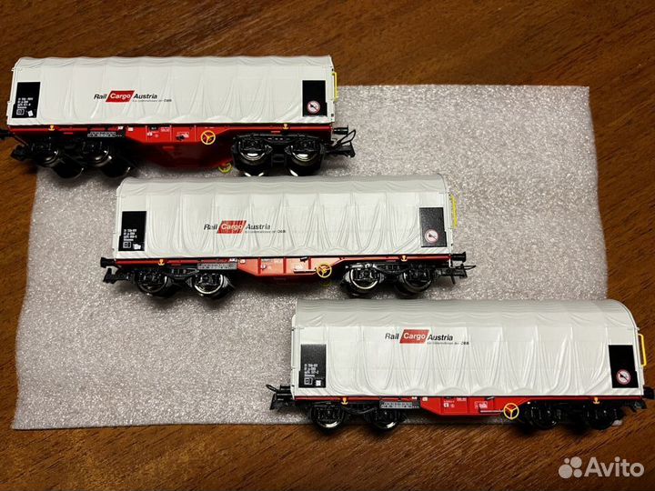 Комплект из 3 вагонов Roco Cargo Austria
