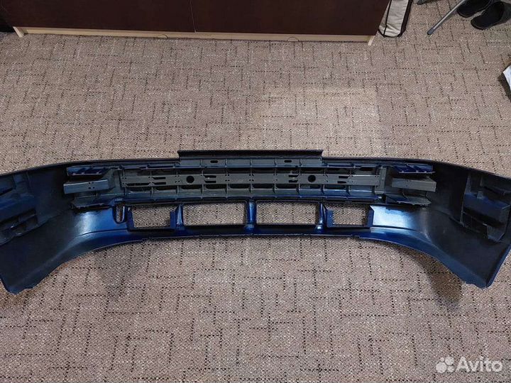 Передний бампер на ваз 2110 новый