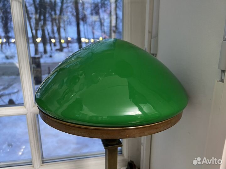 Старинная зеленая лампа