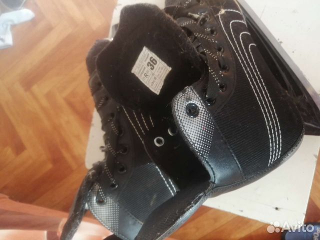 Коньки хоккейные