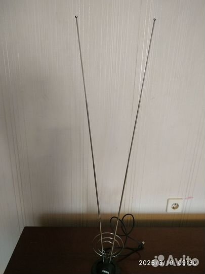 Антенна комнатная aerial