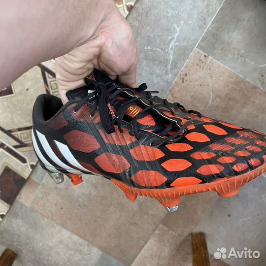 Бутсы adidas predator