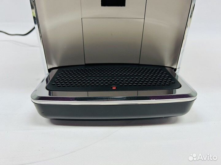 Кофемашина Saeco SM6582/30 пробег 17 чаш