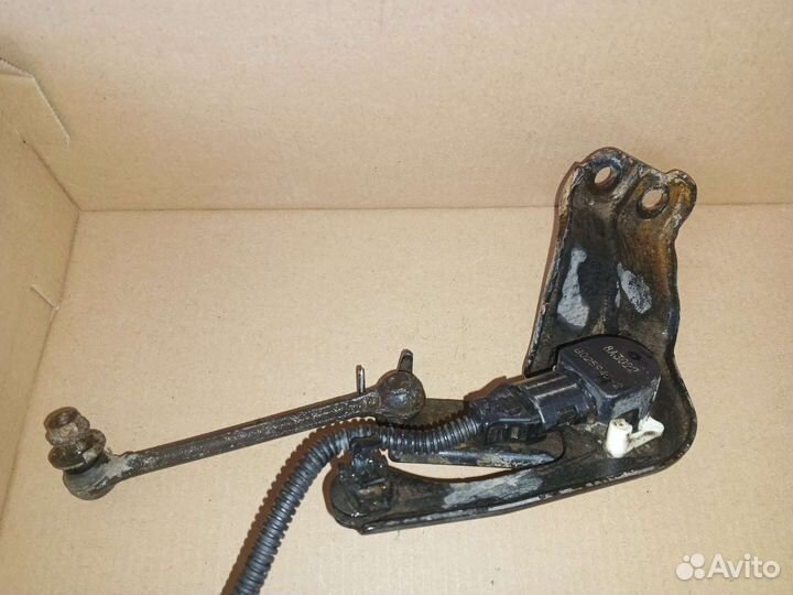 Датчик уровня подвески Outlander 3