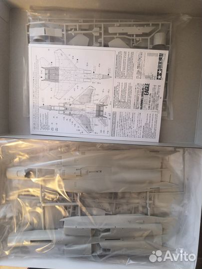 Сборная модель самолета 1/48