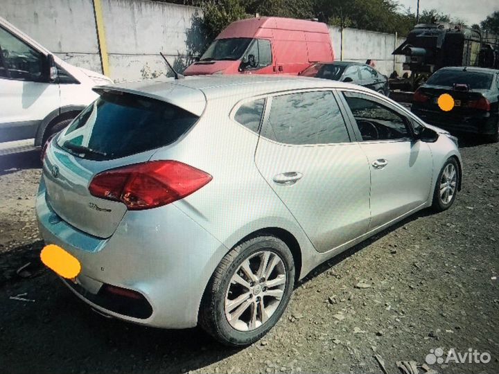 В Разборе Kia Ceed 2 Jd Дорестайлинг (2012+) G4FD