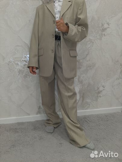 Классический костюм на мальчика