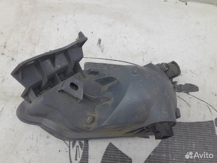 Птф бампера задний левый Toyota Rav4 40