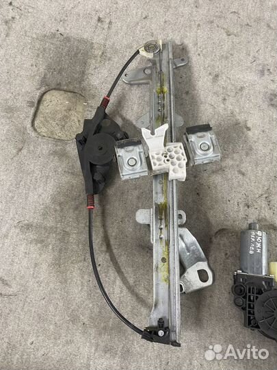 Стеклоподъемник электр. передний Ford Fusion I рес