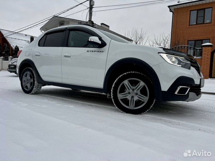 Renault Logan Stepway 1.6 МТ, 2021, 68 500 км