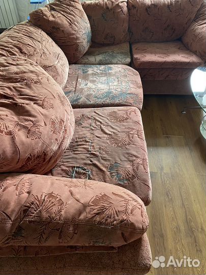 Угловой диван