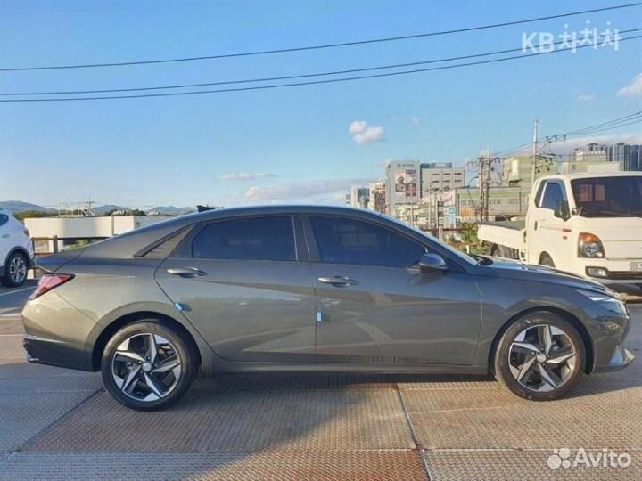 Hyundai Avante 1.6 CVT, 2020, 32 000 км