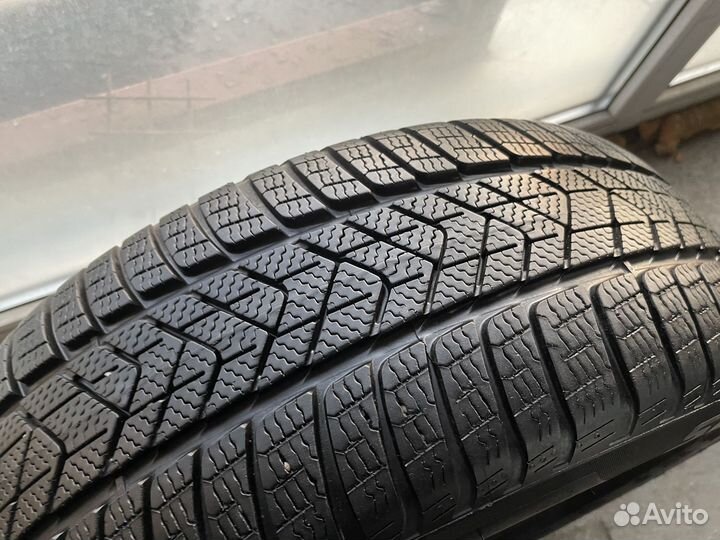 Pirelli Winter Sottozero 3 245/50 R19