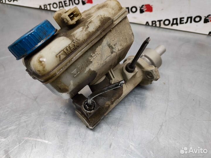 Главный тормозной цилиндр Peugeot 406 8В 1997 г.в