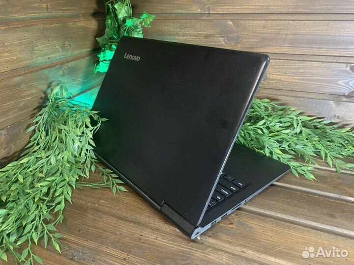 Игровой ноутбук Lenovo I5/8GB/SSD/2видеокарты