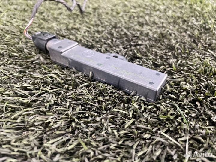 Антенна бесключевого доступа Bmw 5 F10 N20B20 2013