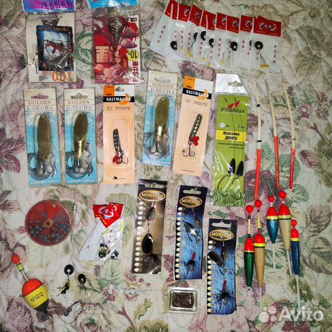 Набор для рыбака, снасти, леска, кормушки