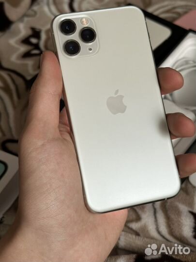 iPhone 11 Pro, 64 ГБ