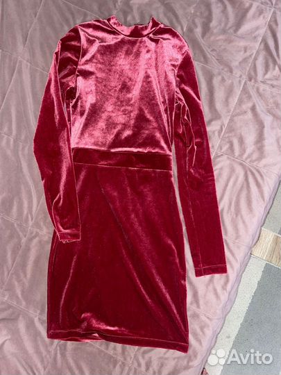 Платье hm бархатное размер 42