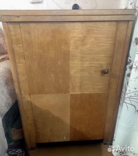 Ножная швейная машинка Подольск