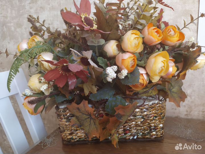 Букет в корзине ручная работа