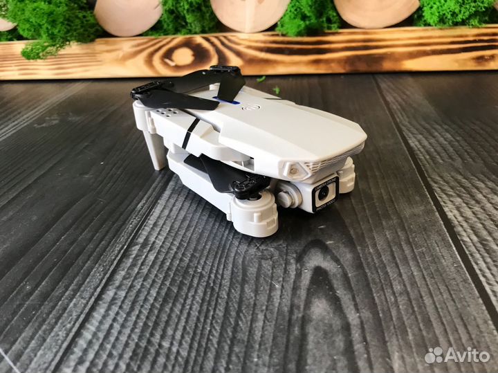 Дрон с камерой