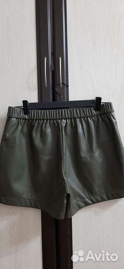 Шорты кожзам