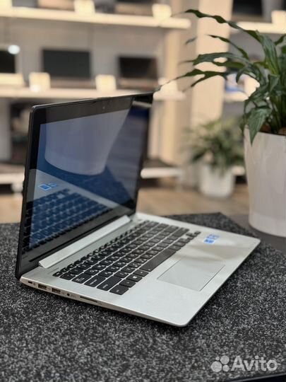 Ноутбук Asus intel Core i7 сенсорный