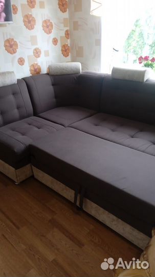 Угловой диван