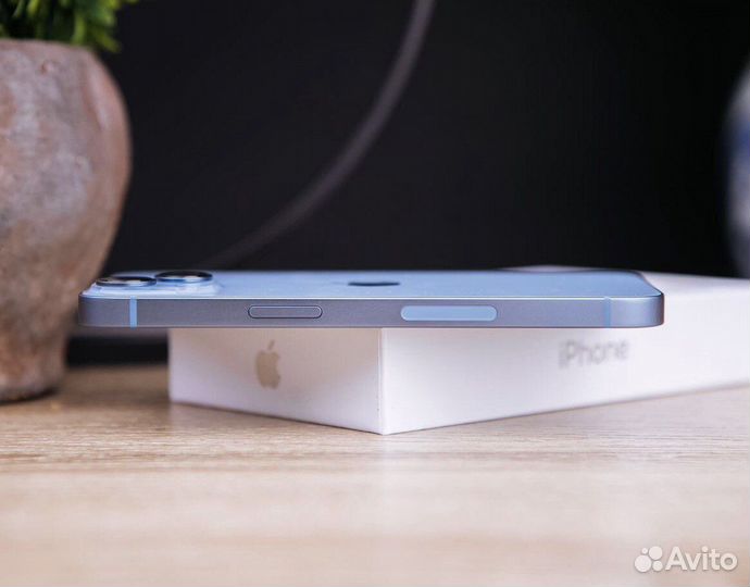 iPhone 14, 256 ГБ