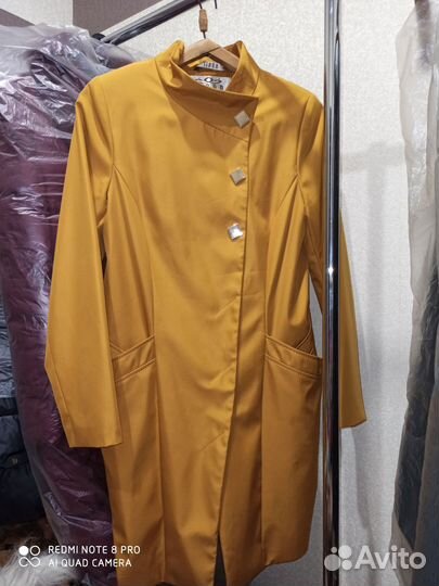 Плащ женский