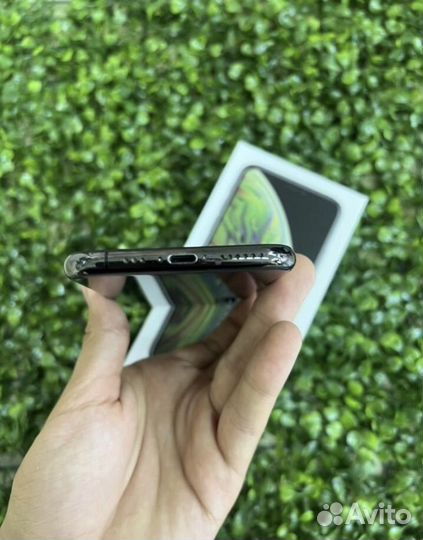 iPhone Xs, 256 ГБ