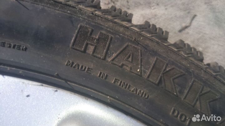 275 40 R20 106T Nokian Range Rover L322