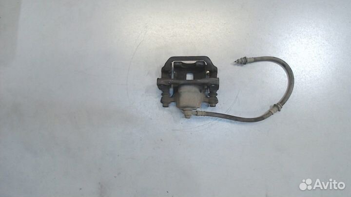 Суппорт Nissan X-Trail (T30), 2004