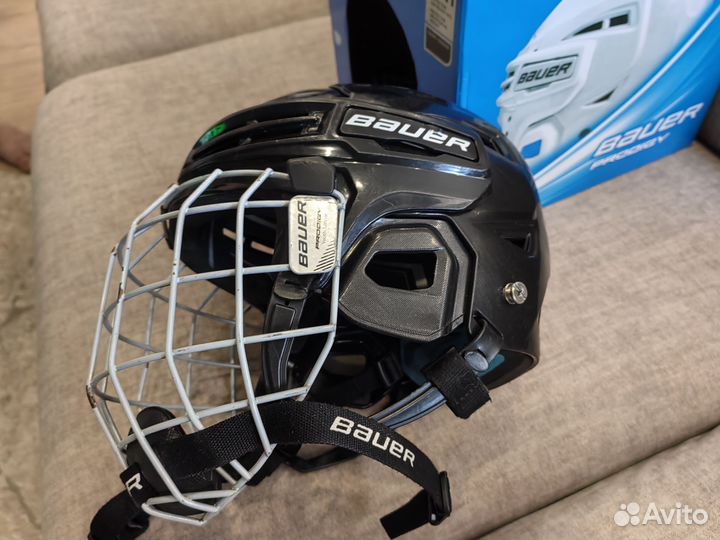 Шлем хоккейный детский bauer с решеткой