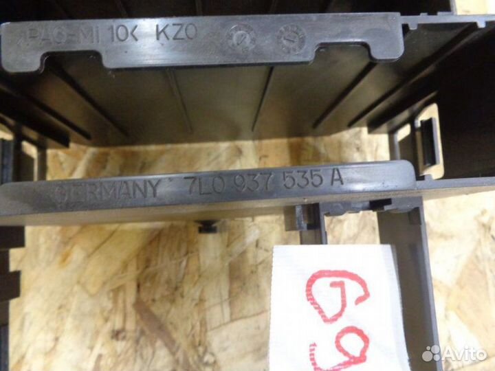 Кронштейн Volkswagen Touareg 7L6 BAR