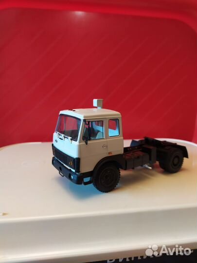 Модель грузовика