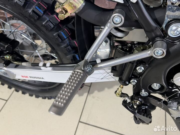 Мотоцикл BSE Z1 150 кубов оснащенный птс