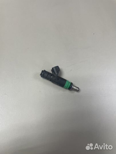 Форсунка топливная Ауди А4 Б6 ASN BBJ