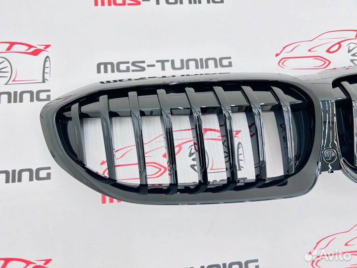 Решетка радиатора BMW 3 серии G20 с триколором