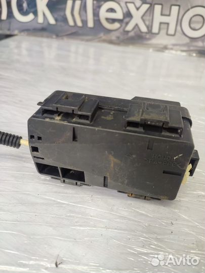 Блок предохранителей и реле ABS Honda CR-V