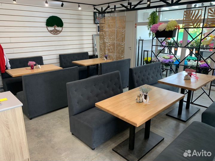 Стол для ресторана