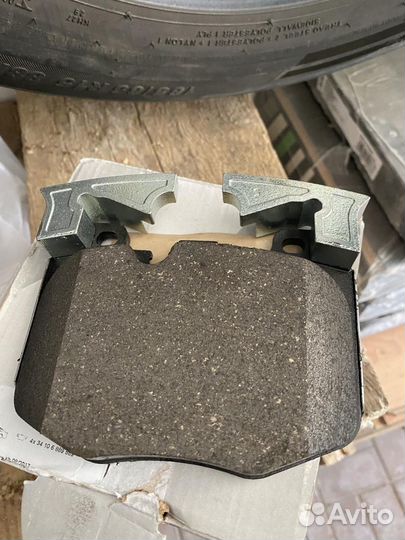 Колодки передние на х7 новые
