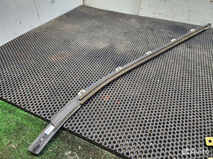 Молдинг двери задний правый Kia Ceed JD 2012-2018