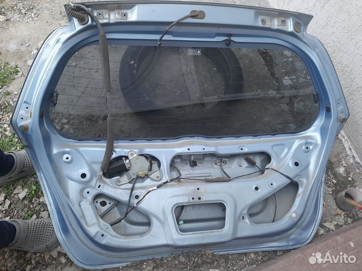 Дверь багажника honda fit