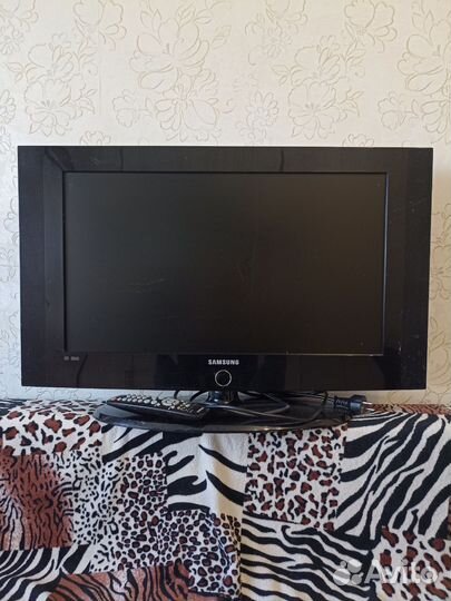 Телевизор samsung