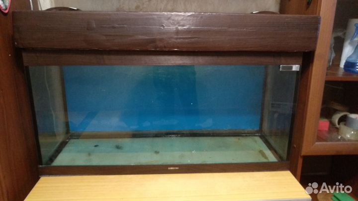 Аквариум на 180 литров с подсветкой