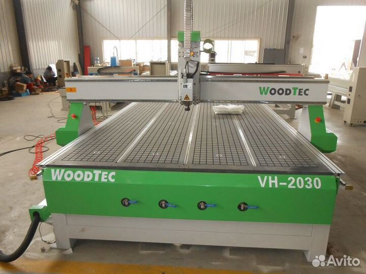 Фрезерно-гравировальный станок с чпу WoodTec