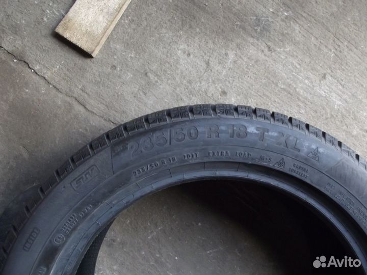 Continental ContiVikingContact 6 235/50 R18